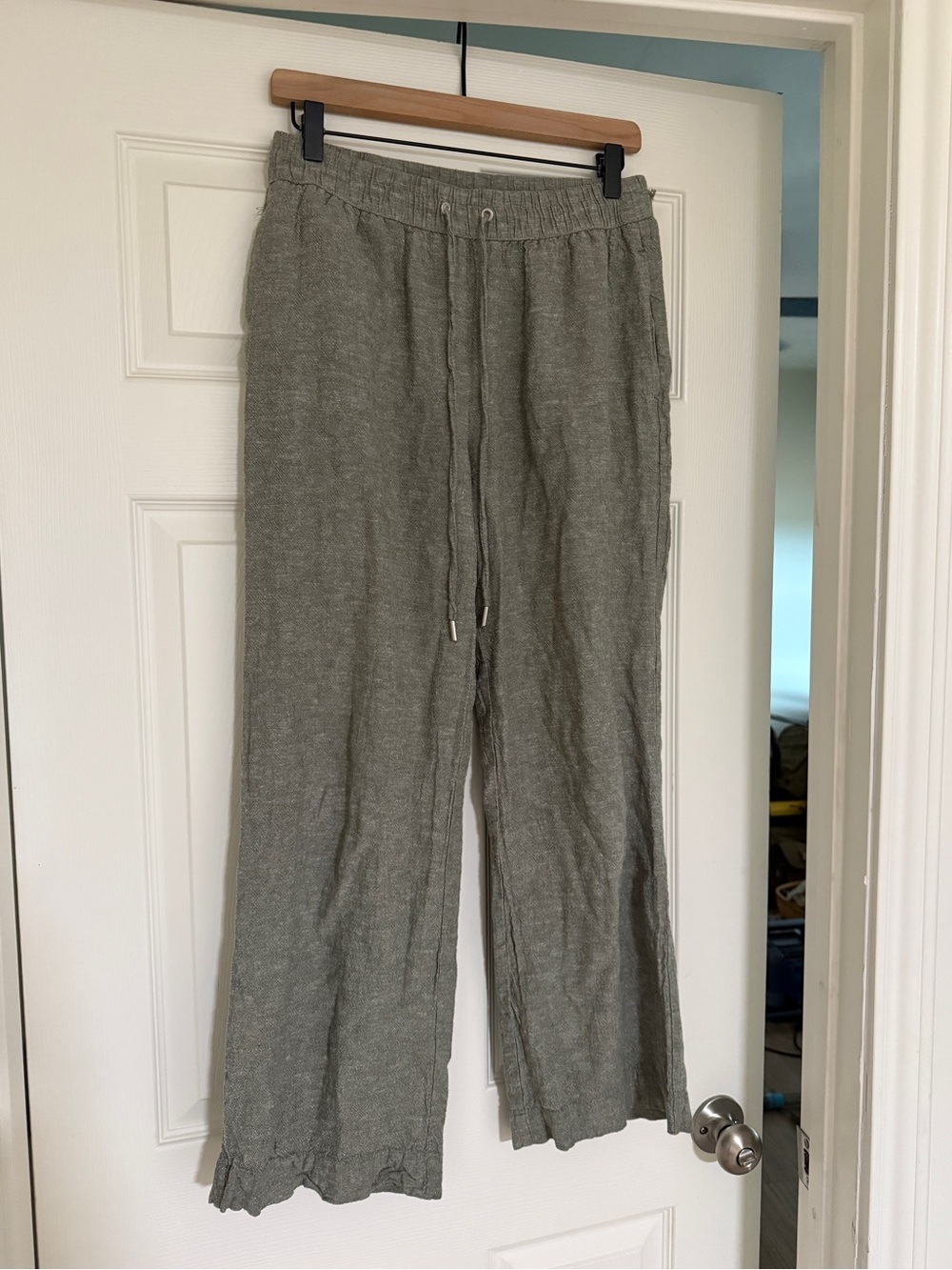 Light Sage Linen Blend Pants size Small - Picture 1 of 4